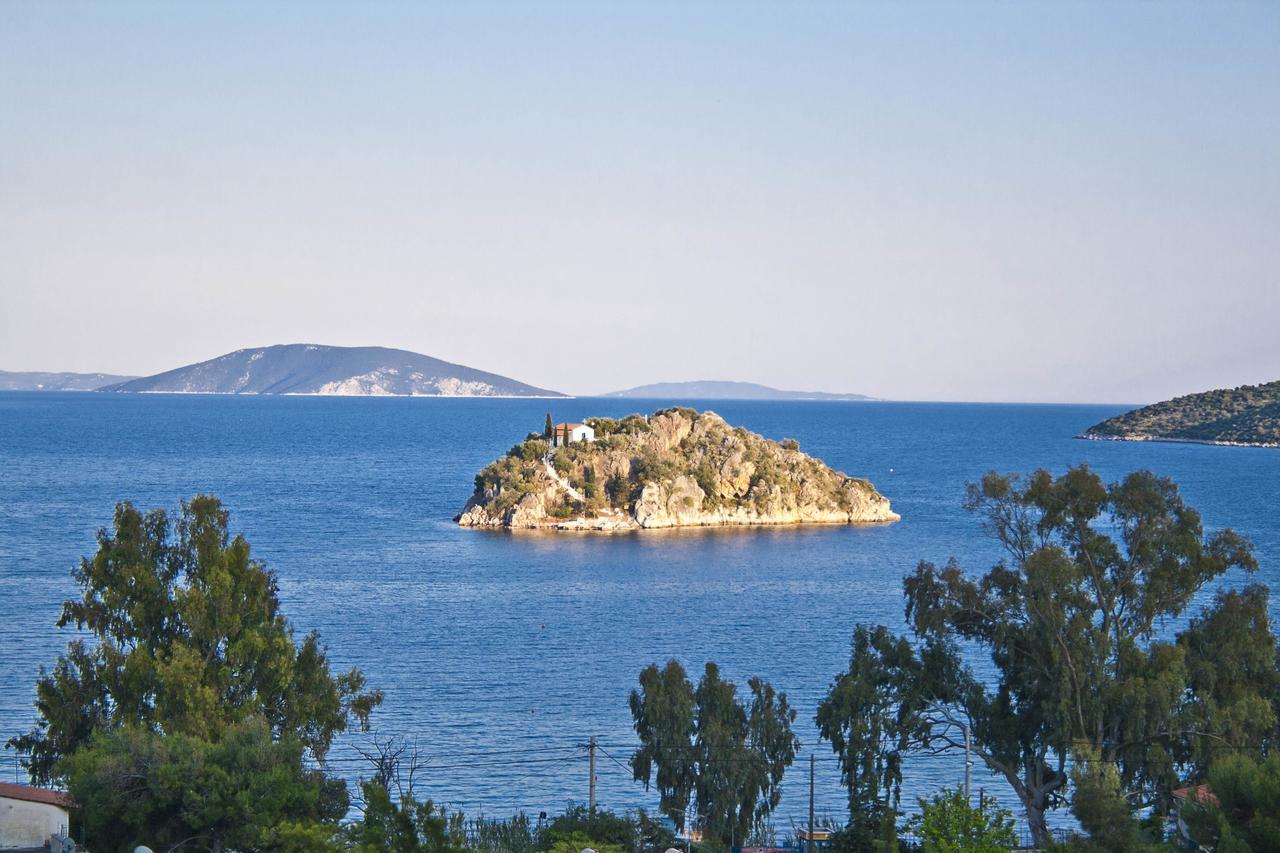 Alonia & Maisonettes Tolo