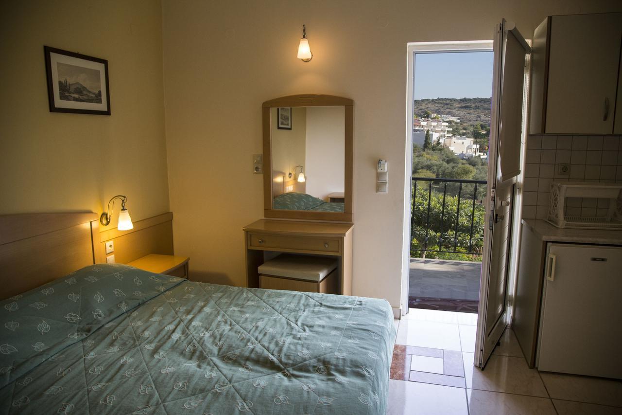 Alonia & Maisonettes