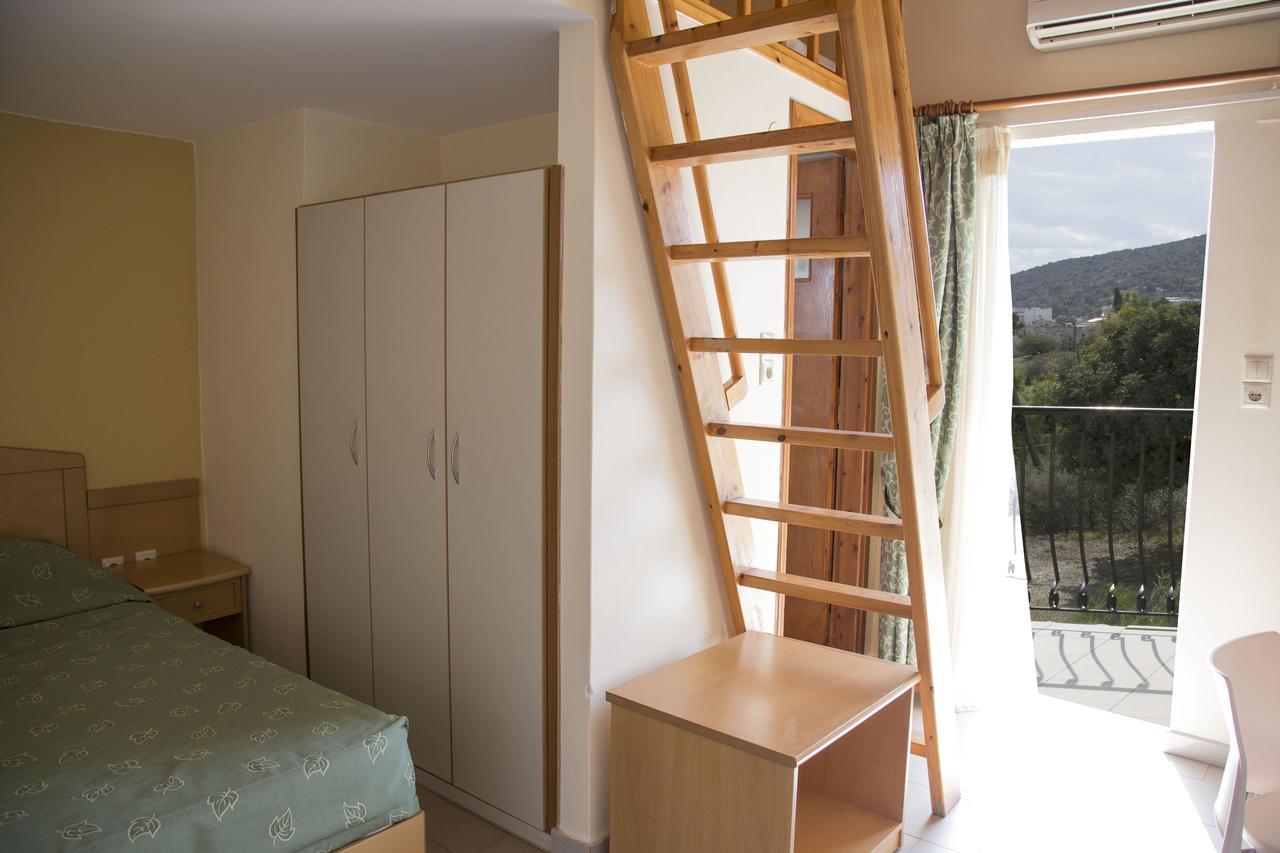 Alonia & Maisonettes